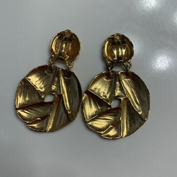 Diane von Furstenberg Vintage Doorknocker Clip-On Drop Earrings - Picture 3 of 5